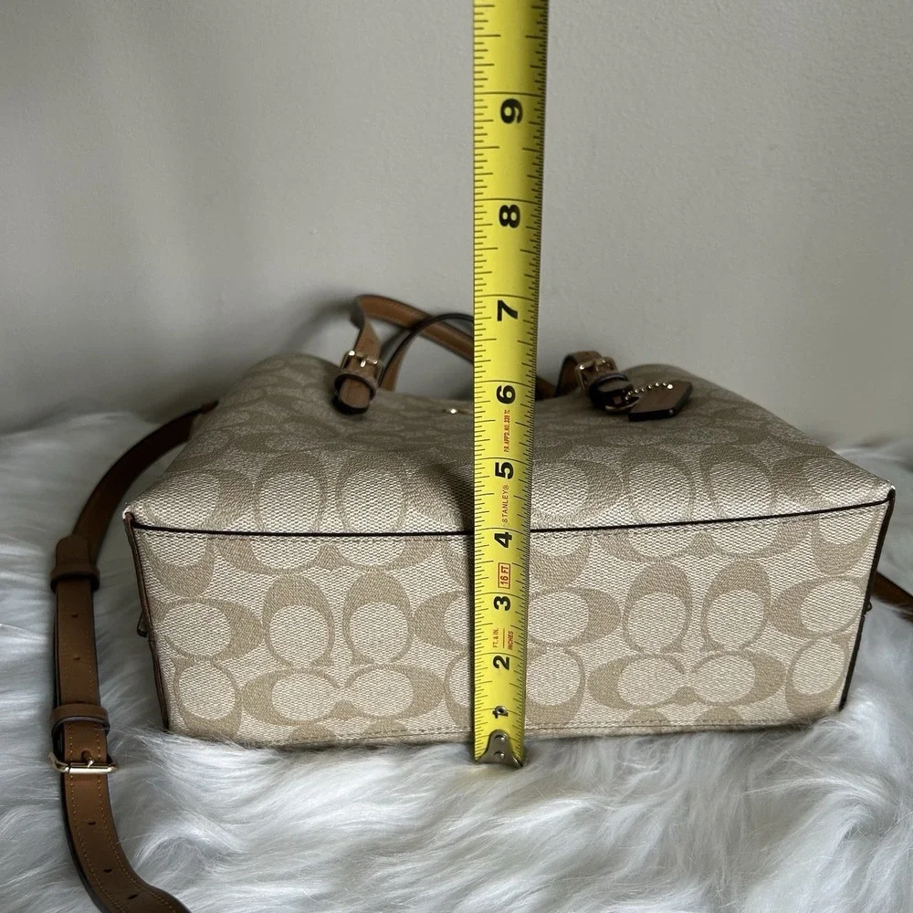 Coach Mollie Tote 25 Signature Canvas Khaki Light Saddle C4250 Crossbody Bag - Picture 11 of 11